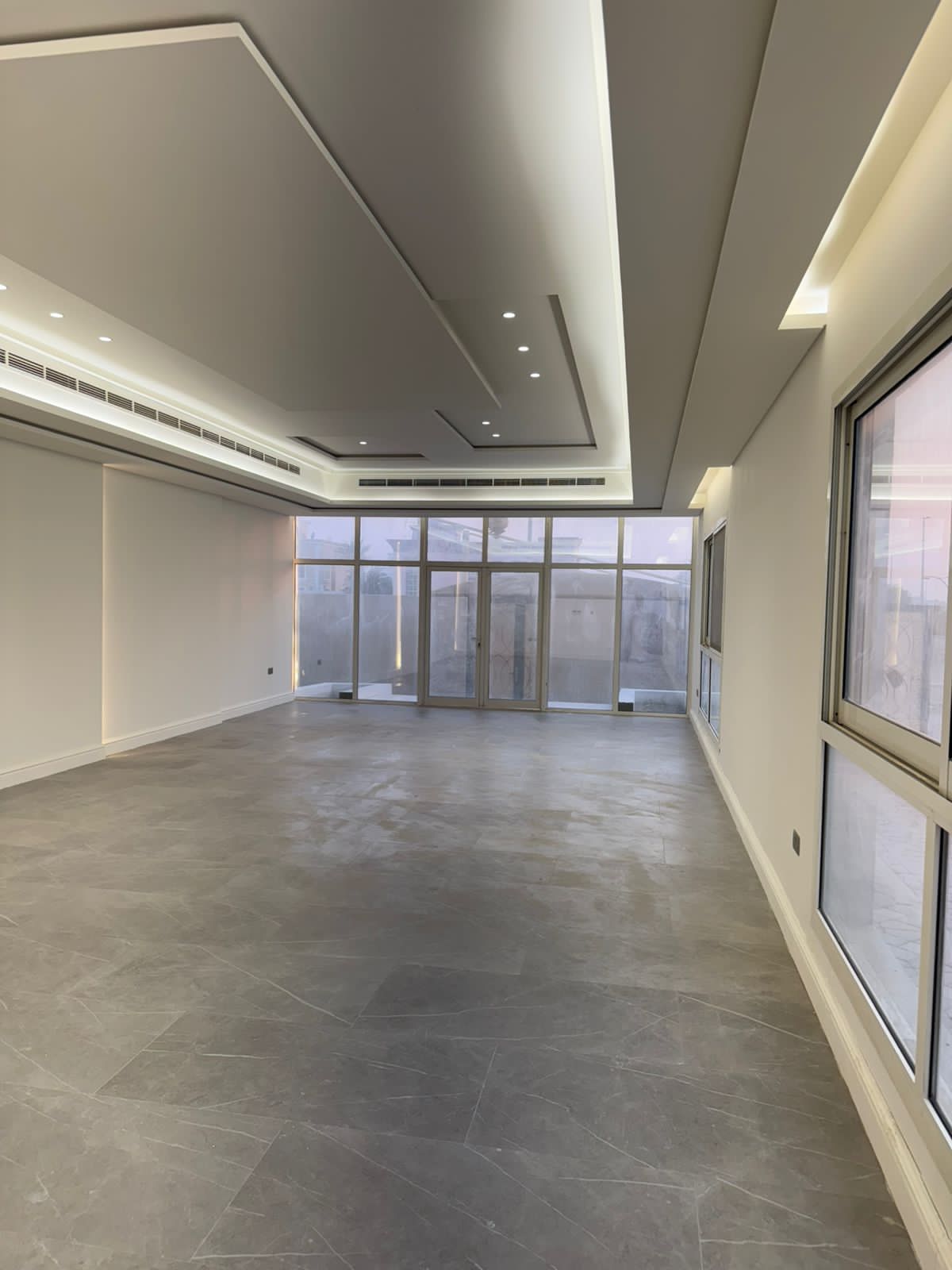 Image gallery marquee